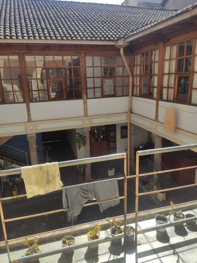 Others 5, DEPARTAMENTO 7, Quito