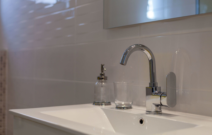 Bathroom 4, Olive Tree Apartments, Podstrana