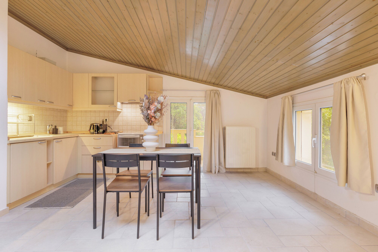 Others 4, Country Attic, Ionian Islands