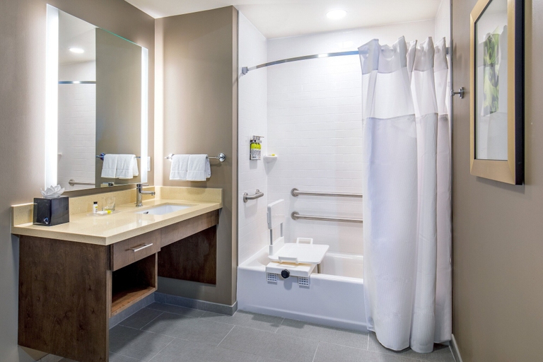 Bathroom 3, Staybridge Suites CHARLOTTESVILLE AIRPORT, Albemarle