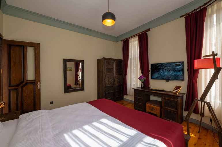 Bedroom 4, Opera Suites Okanli, Beyoğlu