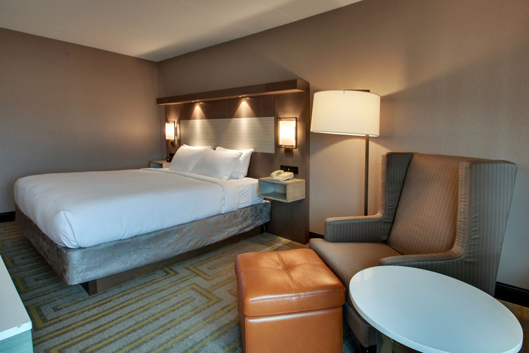 Bedroom 4, DoubleTree by Hilton Mt. Vernon, Jefferson