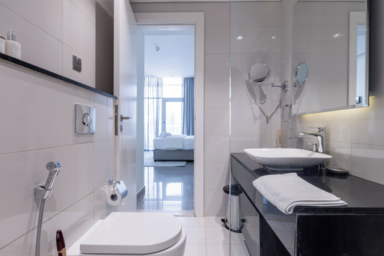 Bathroom 3, Nasma Holiday Homes - DAMAC Majestine, Dubai