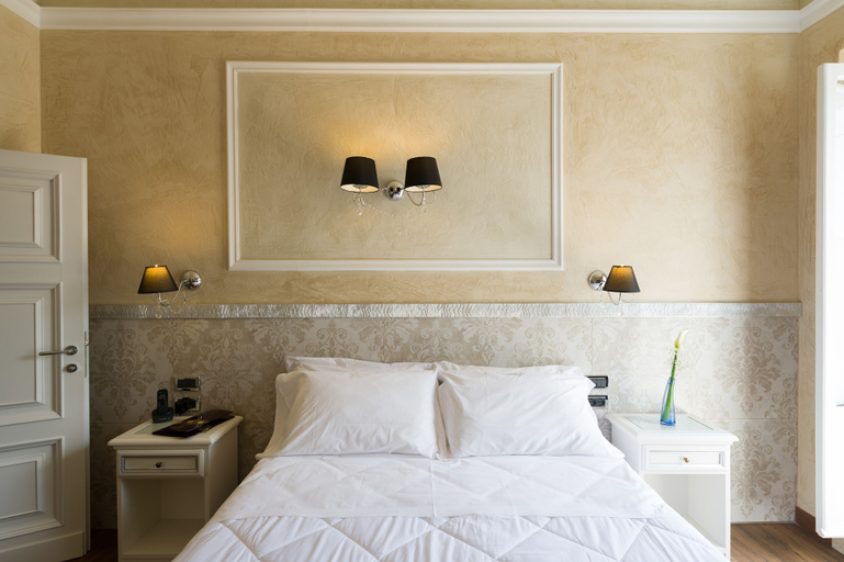 Bedroom 2, Hotel California, Florence