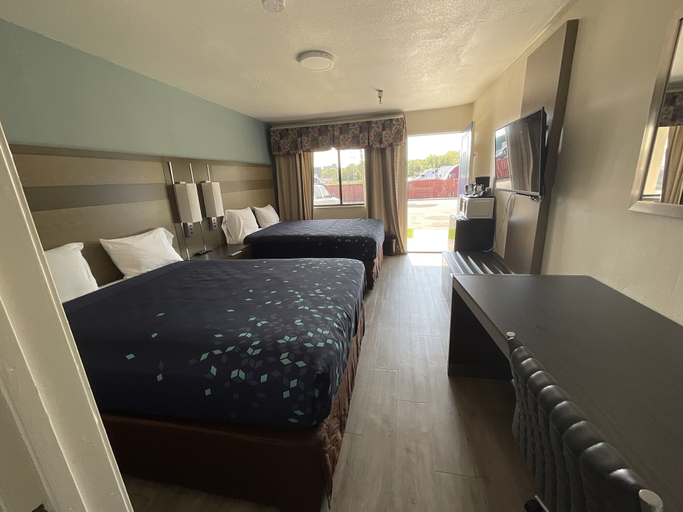 Bedroom 3, Executive Inn & Suites, Jefferson
