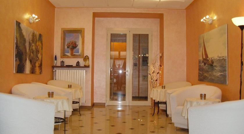 Bedroom 3, Hotel Avogadro, Bergamo