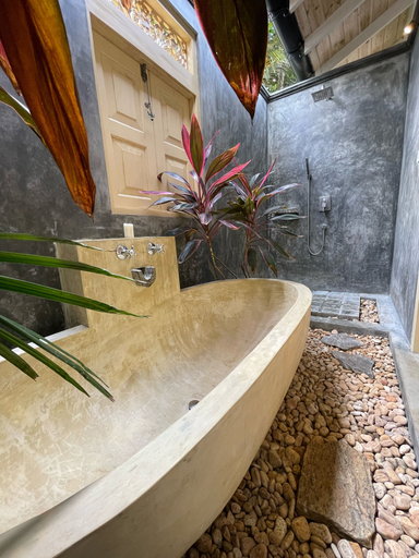 Bathroom 4, Younger Villa, Habaraduwa