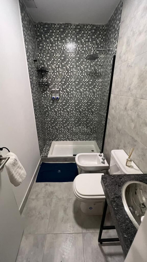 Bathroom 3, Distrito A by FMA Coliving, Capital