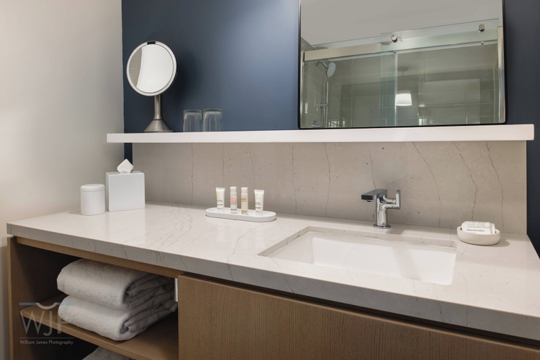 Bathroom 3, The Bidwell Marriott Portland, Multnomah