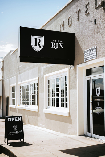 Exterior & Views 2, The Rix Hotel Motel, Charters Towers