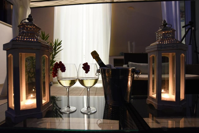 Terrace/patio, Luxury Apartment with SPA, L'Aquila