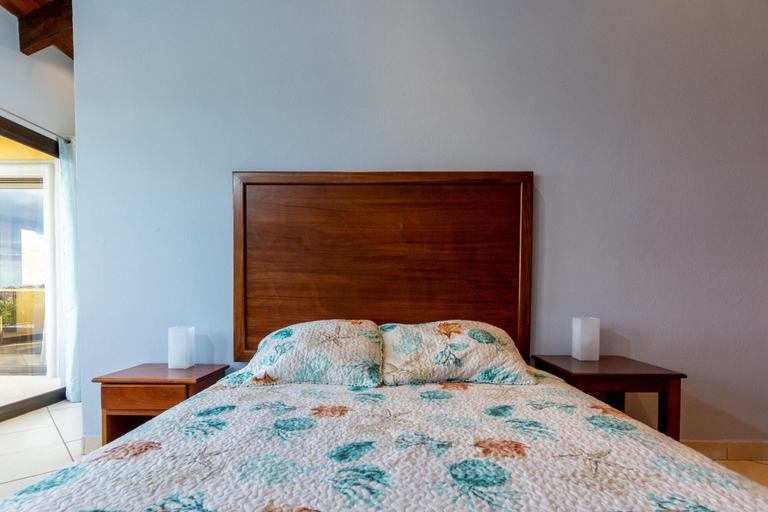 Bedroom 3, Chic Cliffside Condo w/ Two Balconies Offering Spectacular Ocean & Mountain Views, Santa Cruz
