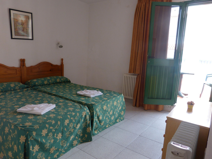 Bedroom 2, Hotel Germán, Santa Cruz de Tenerife