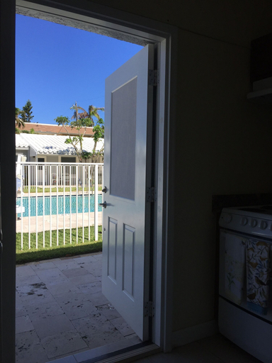 Others 4, Coral Key Inn, Broward
