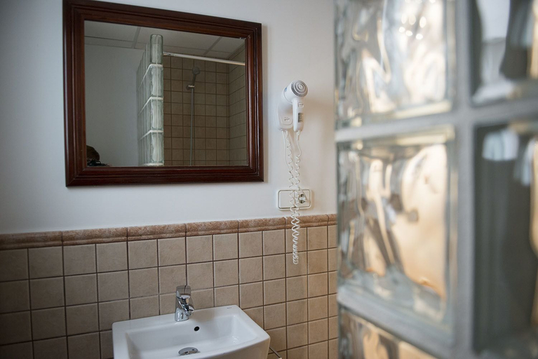 Bathroom 3, Hostal Ripoll Ibiza, Baleares