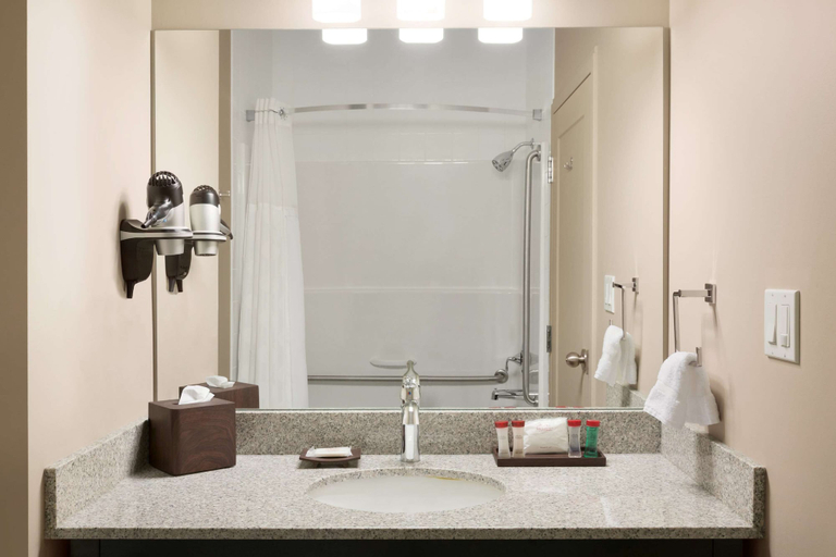 Bathroom 5, Ramada by Wyndham Emerald Park/Regina East, Division No. 6