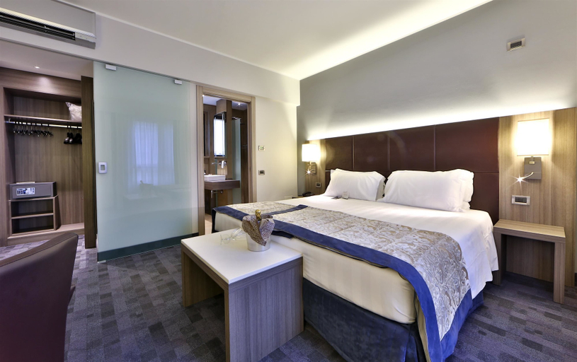 Bedroom 3, Best Western Plus BorgoLecco Hotel, Monza and Brianza