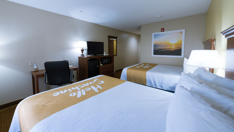 Bedroom 3, Days Inn by Wyndham Greensboro NC, Guilford