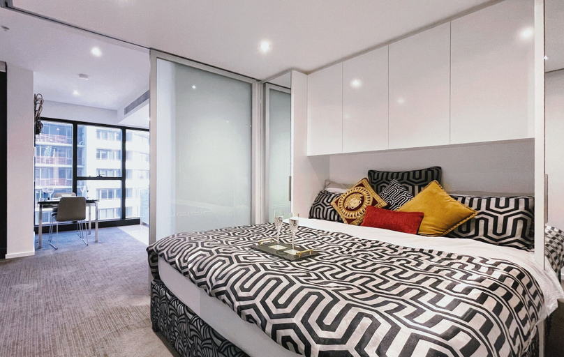 Bedroom 2, Prima Tower 1B by GoodLive, Melbourne