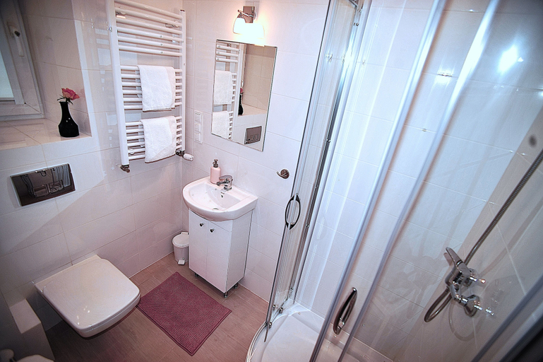 Bathroom, OK HOME Apartments, Kraków City