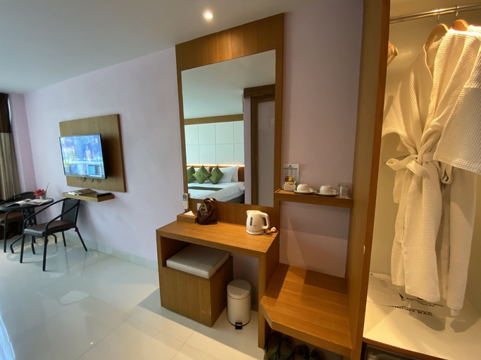 Bathroom 4, A Hotel Simply, Chiang Saen