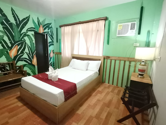 Bedroom 5, Coron Town Travellers Inn, Coron