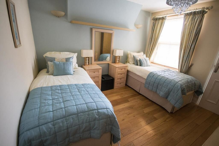 Bedroom 3, Atlantic Heights Luxury Guesthouse, Cornwall