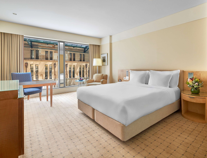 Bedroom 5, The Fullerton Hotel Sydney, Sydney