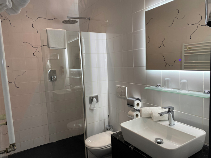 Bathroom 3, Vayalen Boutiquehotel, Wien