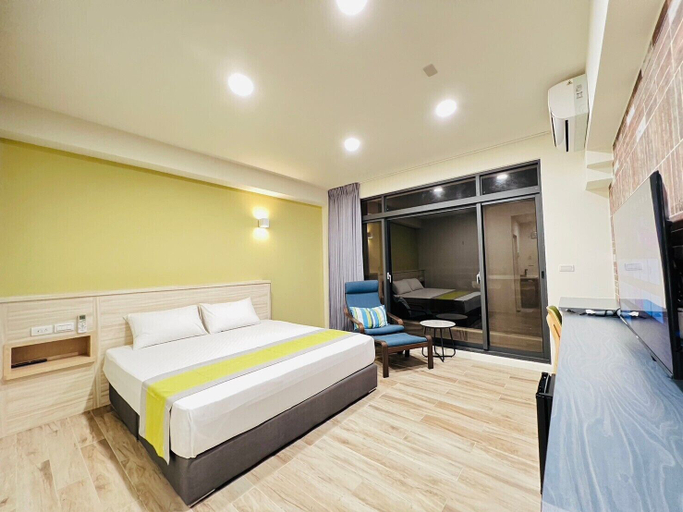 Bedroom 2, morning travel, Nantou