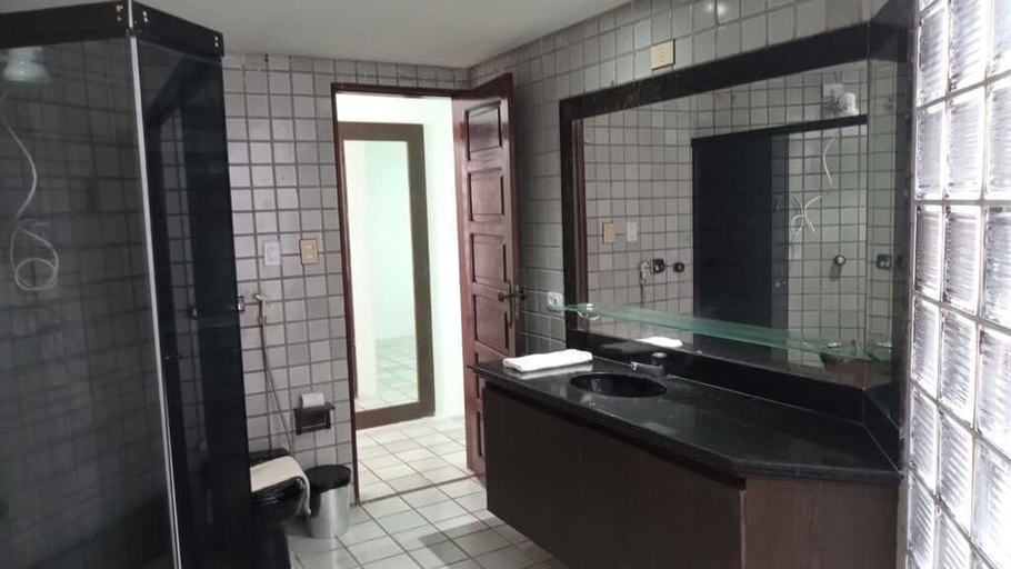Bathroom 4, Trip Inn Recife, Recife