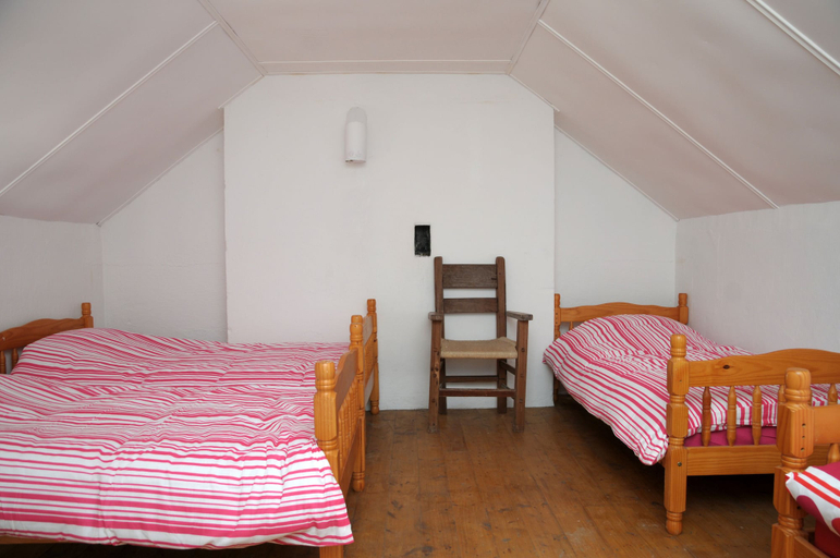 Bedroom 3, Great Blasket Island Accommodation