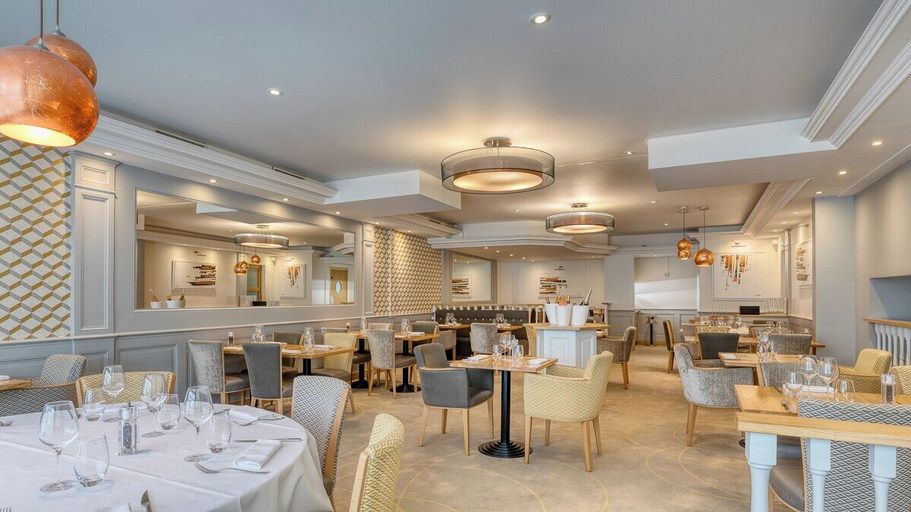 Food & Drinks 5, Brit Hotel Les Voyageurs, Côtes-d'Armor