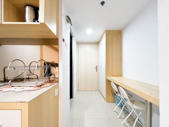 Others 4, Modern Look Studio At De Prima Apartment, Medan