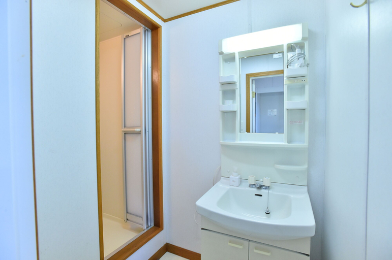 Bathroom 4, PANORAMA Ocean View Cottage, Motobu
