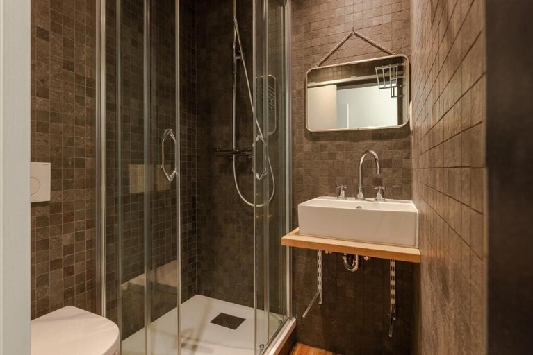 Bathroom 4, Villa Monceau, Brabant Wallon