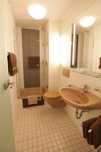 Bathroom 5, Hotel und Gasthof Ritter St. Georg, Erlangen