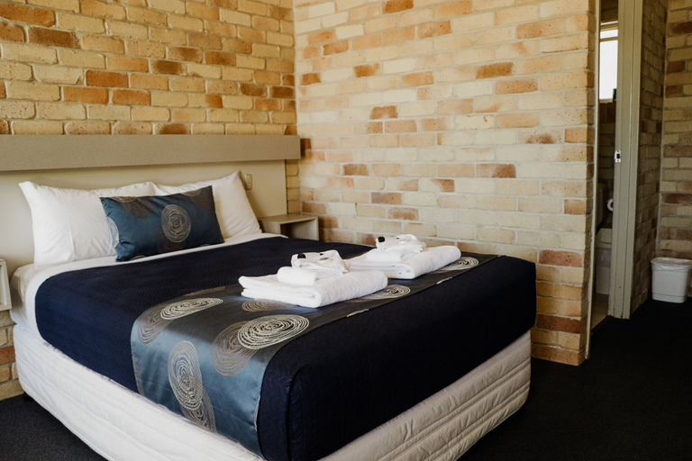 Bedroom 4, The Australian Hotel St George, Balonne