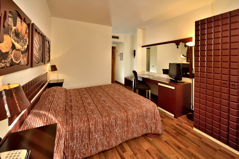 Bedroom 4, Chocohotel, Perugia