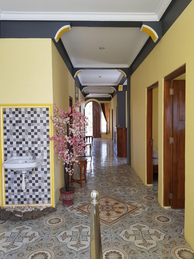 Others 5, Fifawind Hotel, West Manggarai