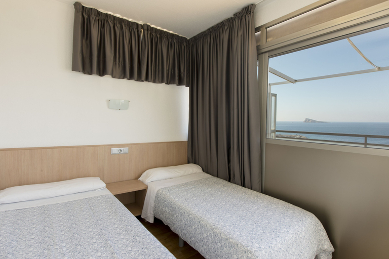 Bedroom 4, Apartamentos Flats Friends Atlantida, Alicante