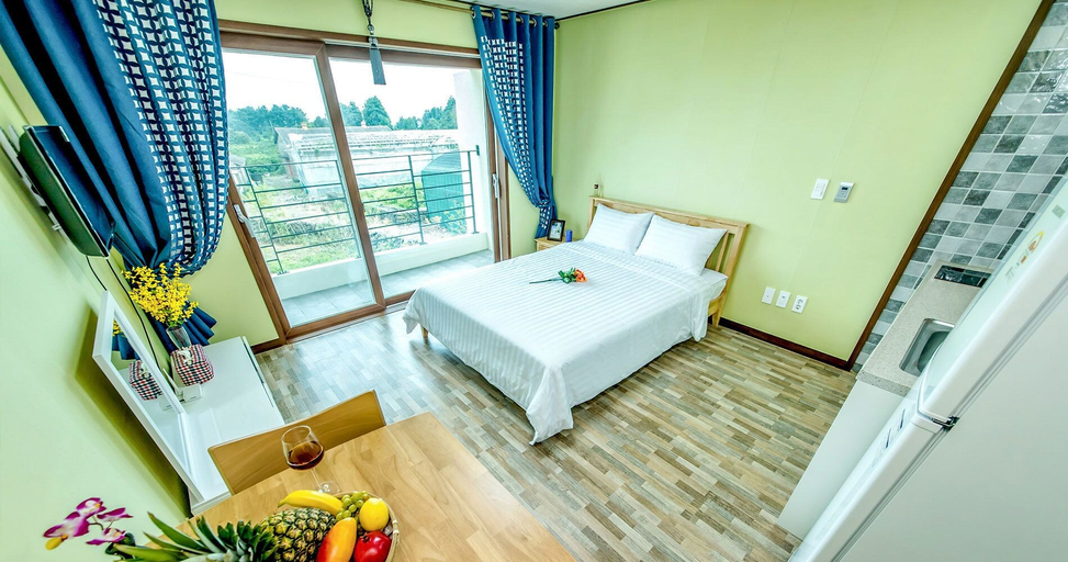 Bedroom 2, Soborok Yoborok Pension, Seogwipo