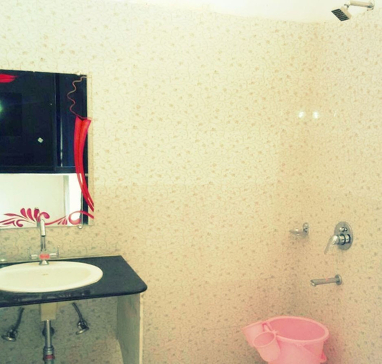 Bathroom 3, Rang Bhawan Inn- A Lake View Hotel, Rajsamand