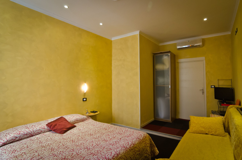 Bedroom 15