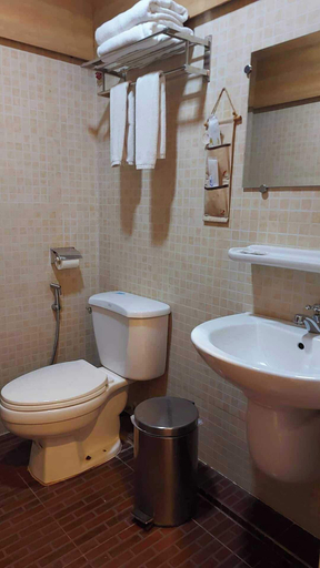 Bathroom 4, Royal Crown Hotel, Yangon