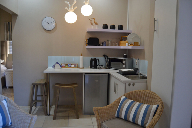 Others 5, Caulfield self Catering, Nelson Mandela Bay