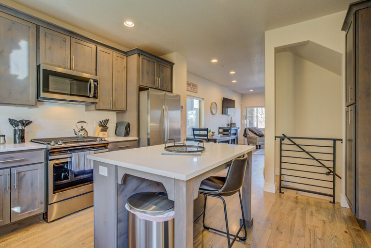 Others 1, Downtown Skyline Rooftop Patio Modern Townhome, El Paso
