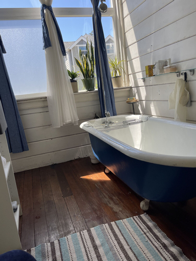 Bathroom 8