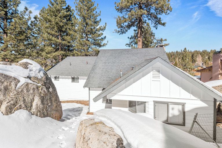 Exterior & Views 2, Boulder Bay Lakefront Getaway, San Bernardino