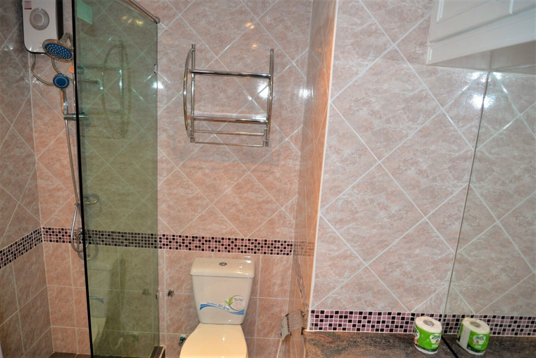 Bathroom 3, Superb 1 bed at Jomtien Beach, Pattaya